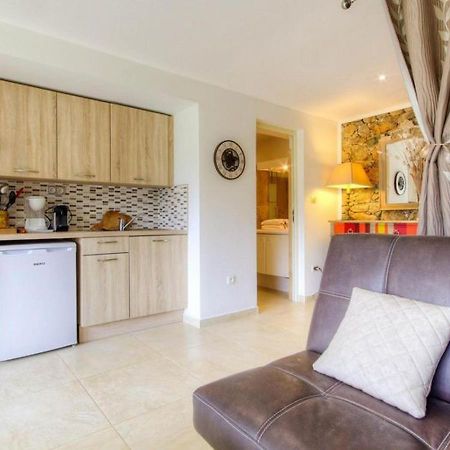 Studio Confortable Avec Vue Sur La Montagne A Moltifao 30M² Jardin Bagian luar foto